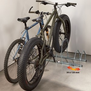 Adjustable Bike Rack for 3 « Fat » Bikes